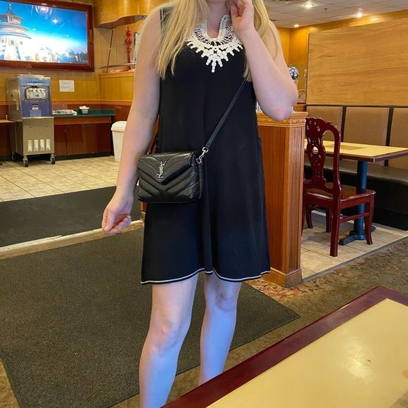 🖤Yve’ Saint Laurent Lou Lou🖤 - Picture 5 of 5